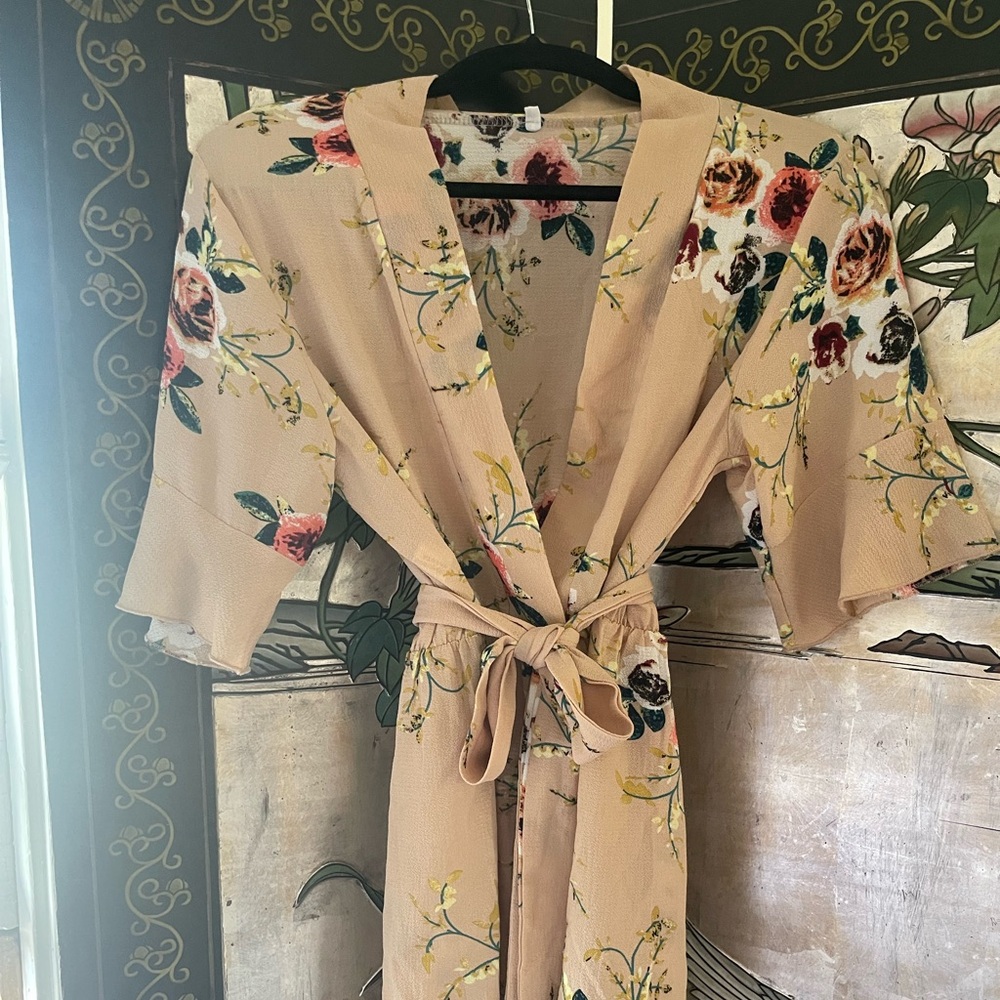 Floral Nude/Sand Color w/Floral Patter Romper Sz M-L